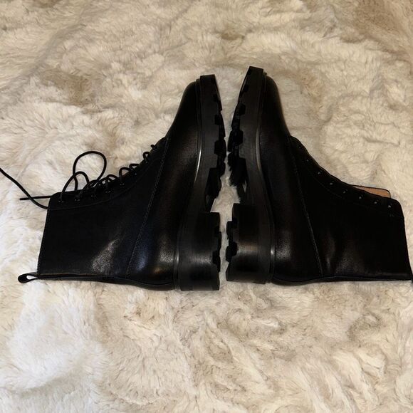 Madewell The Camryn Chelsea Boot in Leather English Saddle Size 8.5 MISSING LACE - Picture 9 of 9